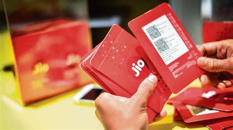 Reliance Jio-Mubadala deal: 6 key things to know | Tech News (HT Tech)