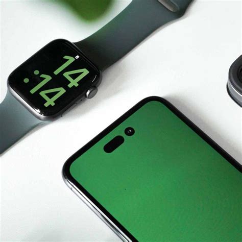 iPhone 12 Screen Size Chart with Dimensions and Size Comparison