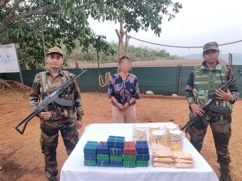 Assam Rifles foils cross-border smuggling of brown sugar in Tengnoupal