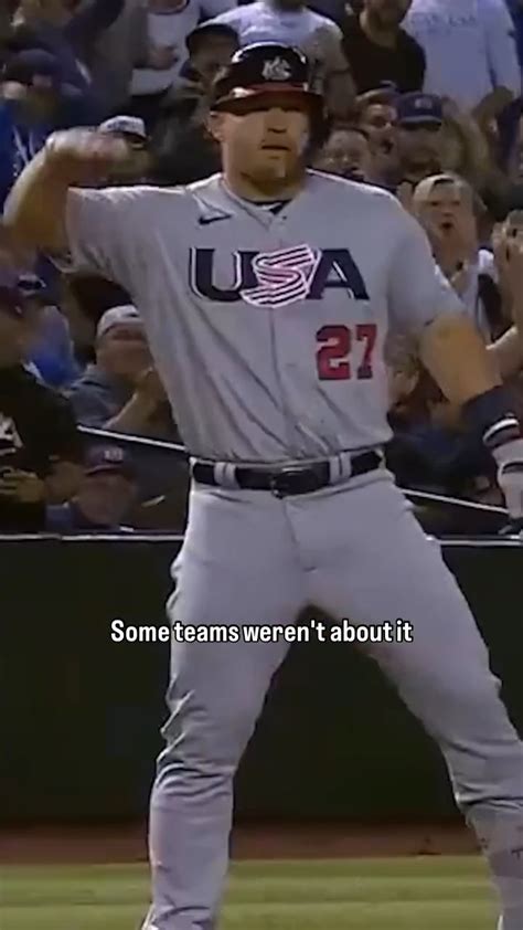 Pitcher Becomes Set Baseball 的图像结果