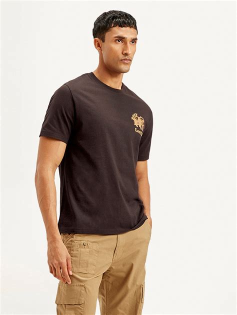 Men's Typography Crew Neck T-shirt – Levis India Store