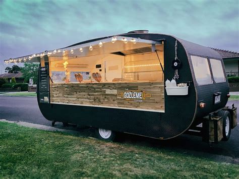 Vintage food caravan | Coffee food truck, Food truck, Travel bar