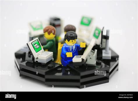 Busy Computer Desk 的图像结果