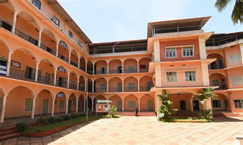 Markaz college of arts and Science Karanthur