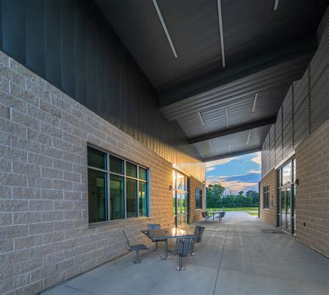 Northshore Technical Community College - Livingston Campus - Holly & Smith