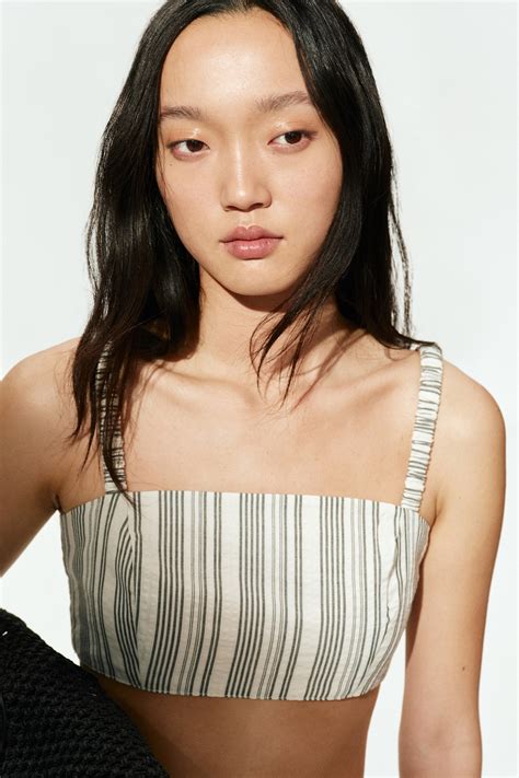 Crop top - White/Grey striped - Ladies | H&M IN