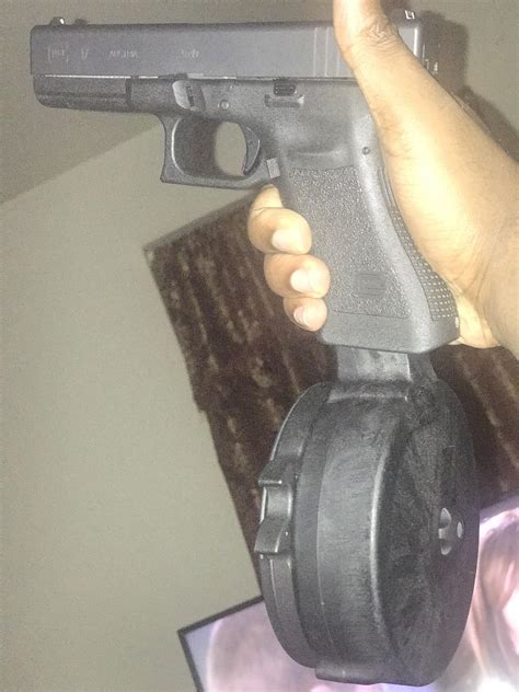 Glock 17- 50 round drum : r/Glocks