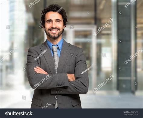 Handsome Businessman 的图像结果