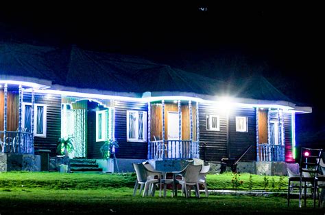 PINE VIEW RESORT (Gulmarg, Kashmir) - Hotel Reviews, Photos, Rate ...