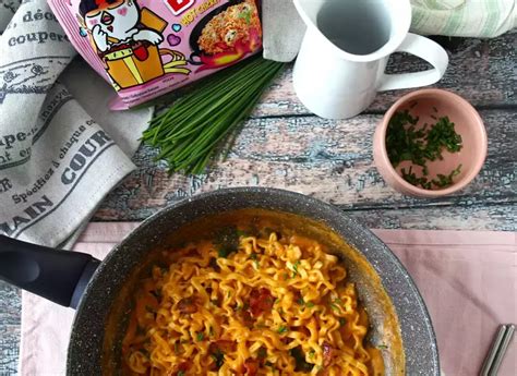 How to cook buldak carbonara flavor ramen? the best recipe with milk ...