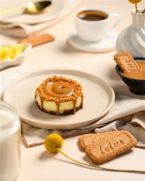 Buy Lotus Biscoff Cheesecake Pastry – Order online now!