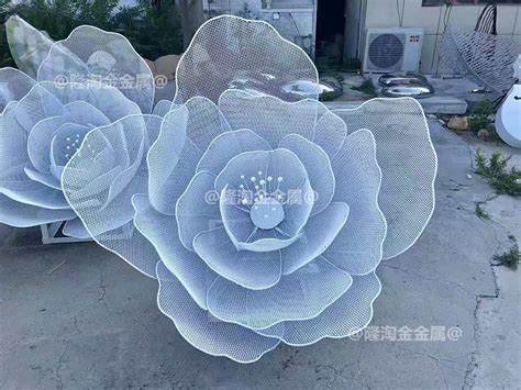 生活之美-盛开的鲜花玻璃钢雕塑造型 四川艺术雕塑制作的专家图片_成都景赐园林绿化有限公司_园林网