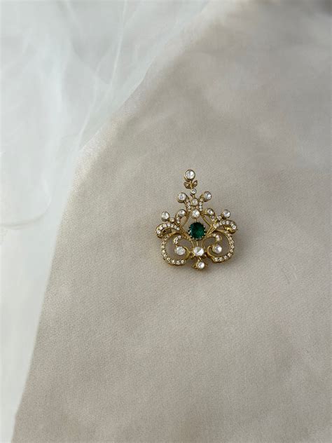 Eterno India - Modern Indian Heirloom