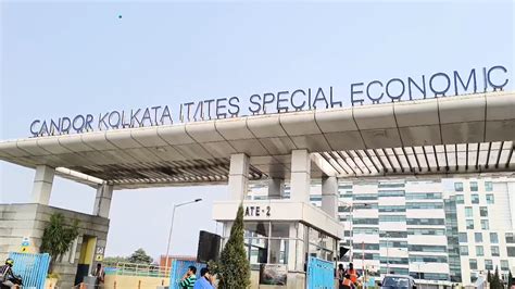 IT professional attempts suicide in New Town, critical after rescue ...