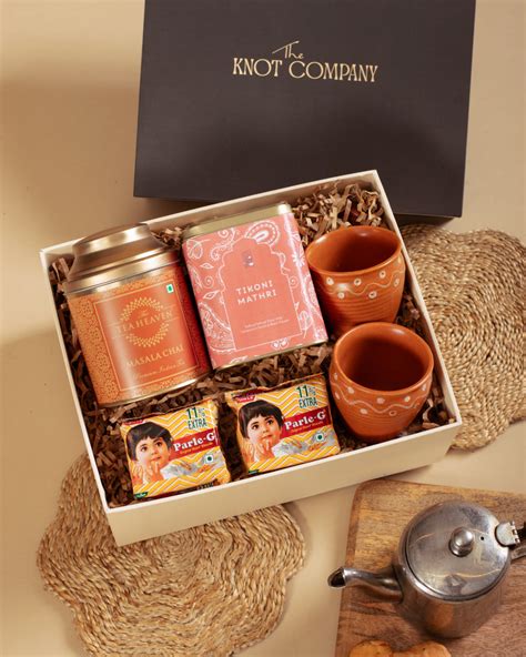 Shop Affordable Gift Hampers Online | The Knot Company