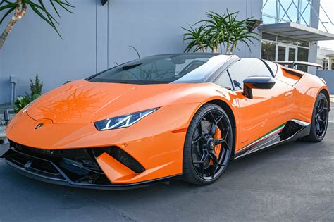Used 2019 Lamborghini Huracan LP 640-4 Performante Spyder | iLusso Stock #M11632