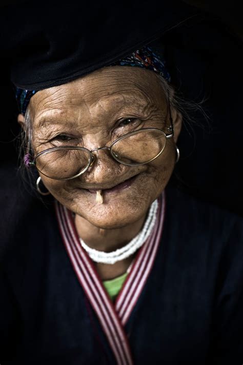 Vietnam People Looks 的图像结果