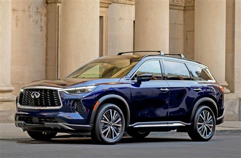 Infiniti QX60 offers four models for 2024, all available with AWD