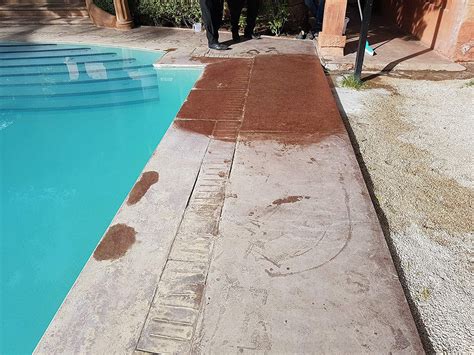 Cleansol Bathroom & Tiles Cleaner | Mineral Acid-Free Formula for Remo