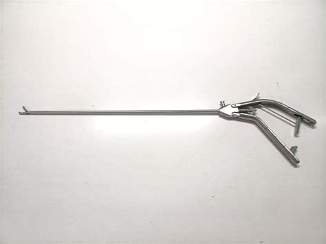 RUDRA SURGICALS - Laparoscopic Storz-Type Needle Holder Toothed Jaw 1x2 ...