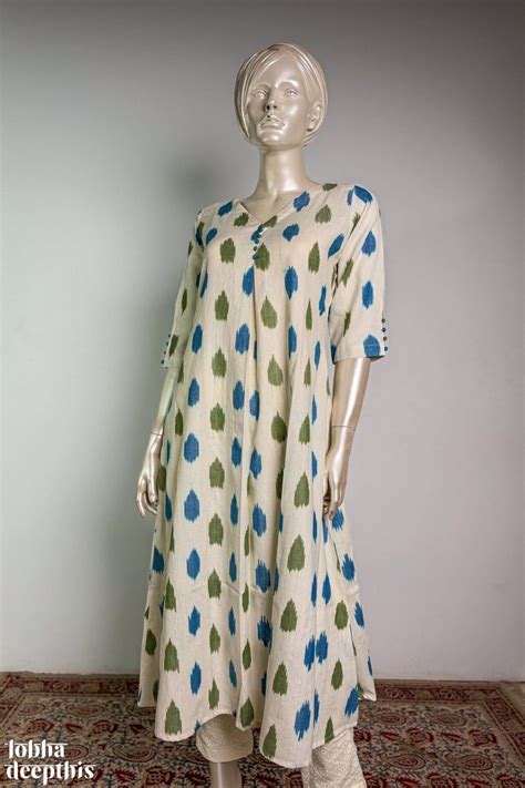 Ikkat Cream Pure Cotton V Neck Box Pleated Kurta- Lobha Deepthis