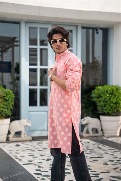 The Pink Long Kurta With Floral Geometric Print – Shasak