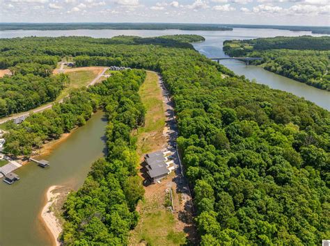 000 Eagle Rest Drive Grand Rivers KY 42045 | Active