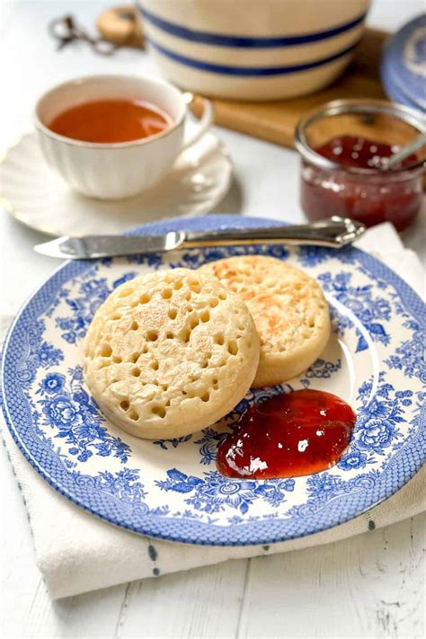 Crumpet Recipe for Breakfast or Teatime - 31 Daily