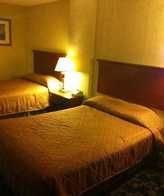 SEAHAWK MOTEL (Virginia Beach) - Motel Reviews, Photos, Rate Comparison ...