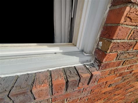 Vinyl windows leaking on internal sill, no weep holes? : r/HomeMaintenance