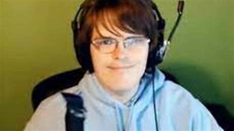 BadBoyHalo Bio, Wiki, Age, Birthday, Height, Weight, Net Worth