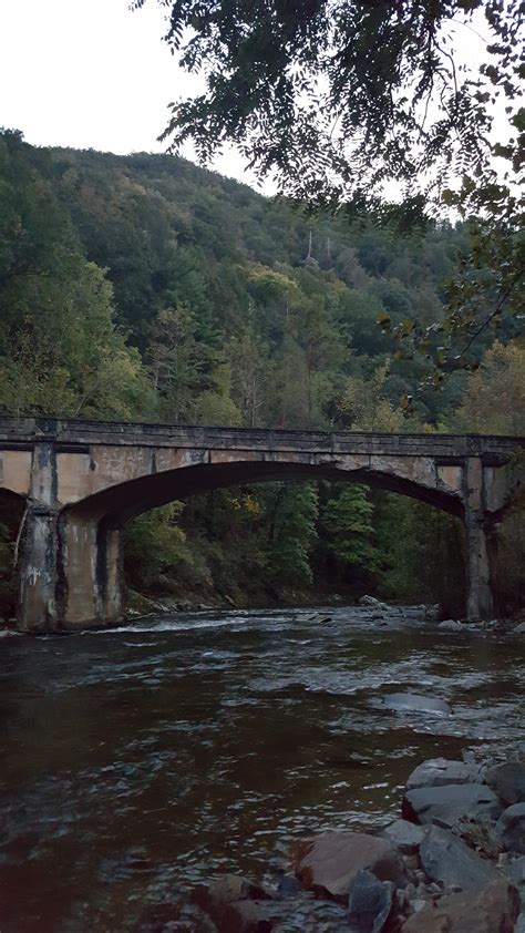 Doe River Gorge, Old Hwy 19E bridge, Hampton area. : r/Tennessee