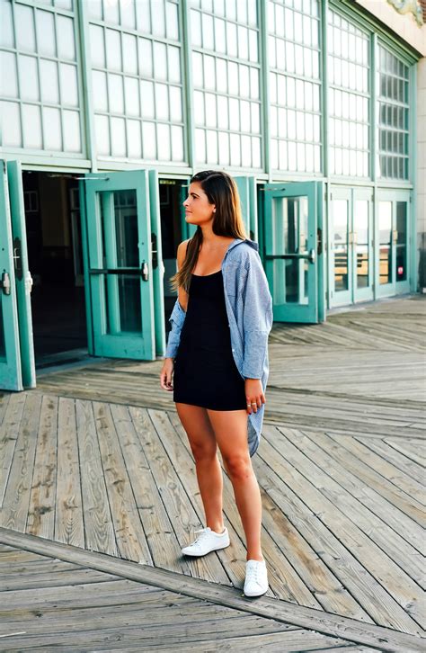 Going Commando Prom 的图像结果