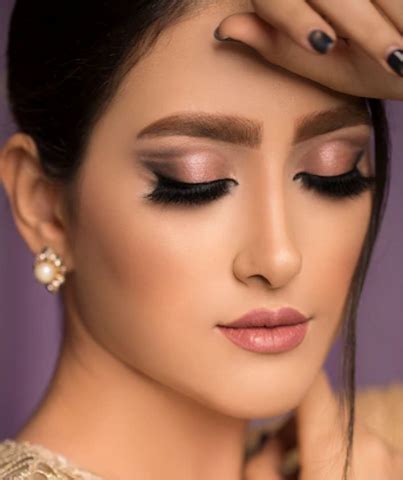 7+ Punjabi Bridal Makeup Looks You Must Consider For Your Special Day ...