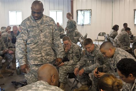 Headquarters company targets basic rifle marksmanship | Article | The ...