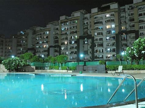 Omaxe Green Valley is in Sector 42 Faridabad, for best price contact My ...