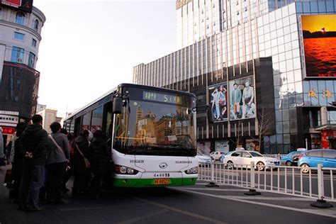 哈尔滨此路公交车 车厢温度竟然只有5.1℃ _快讯_长沙社区通