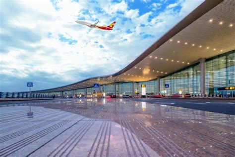 视频丨重庆入选空港型国家物流枢纽 打造内陆国际多式联运中心_凤凰网视频_凤凰网