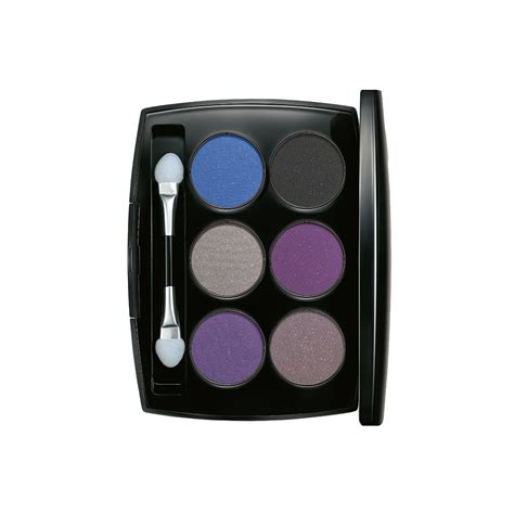 Buy Lakmé Absolute Illuminating Eye Shadow, Palette Silver, 7.5g Online ...
