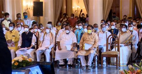 TMC Ministers' Oath LIVE : আজ শপথ নিতে চলেছেন মমতার ৪৩ মন্ত্রী - wb cm ...