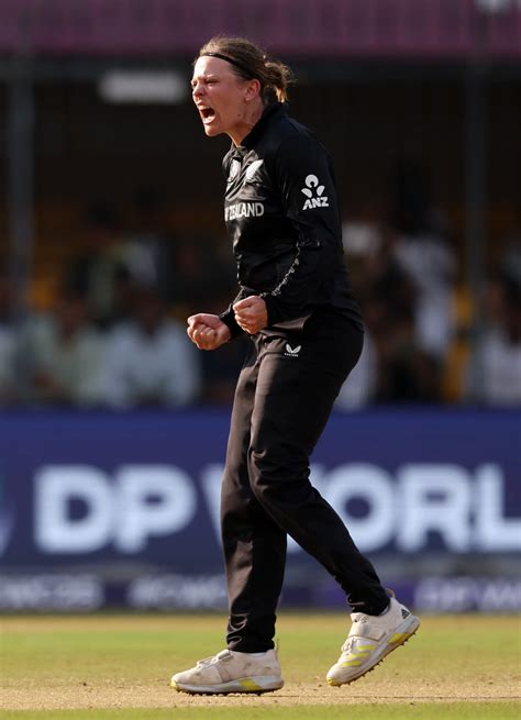 Lea Tahuhu's second wicket derailed Australia | ESPNcricinfo.com
