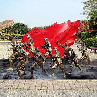 革命纪念广场雕塑 玻璃钢红军雕像 革命主题雕塑