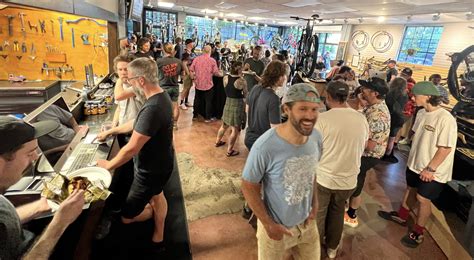 Industry Roundup: Retrogression and North St. Bags grow and move, new ...