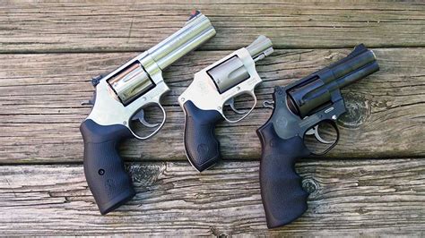 Revolver Disassembly 的图像结果