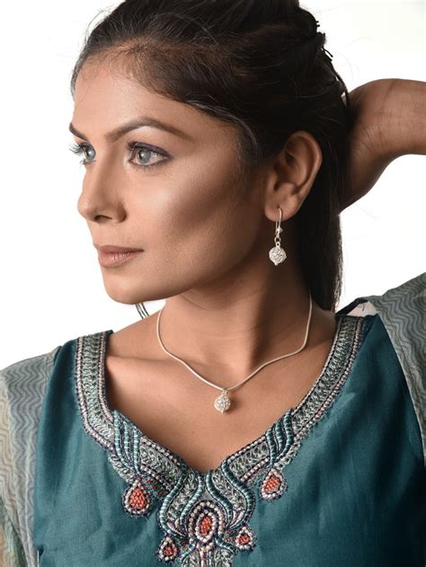 Silver Pendant sets online for women - Filigree Jewelry Silverlinings