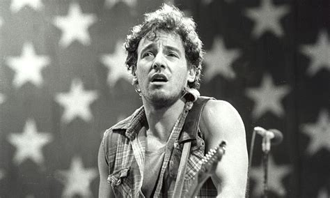 Bruce Springsteen - The Boss Enjoys Legendary Status | uDiscover Music