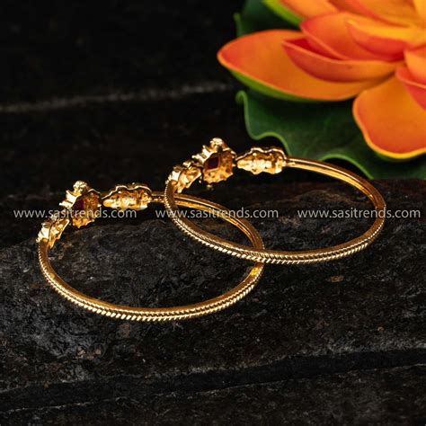Luxury Goddess Lakshmi Temple Kada Bangle – Sasitrends