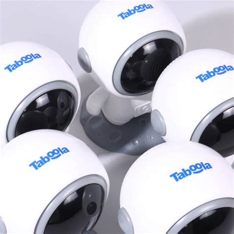 Taboola - Customised Astronaut Bluetooth Speaker | Corporate Gifts ...