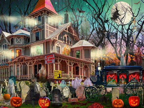 Haunted Mansion, 550 Pieces, Vermont Christmas Company | Puzzle Warehouse
