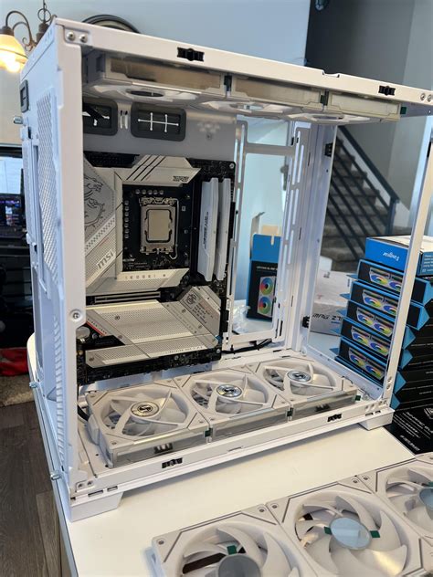 Computer Building 的图像结果